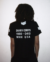 Load image into Gallery viewer, DIARY BLACK BULLDOG CONSTRUCTED T-SHIRT
