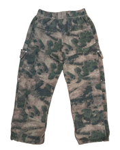 Load image into Gallery viewer, DIARY CAMO CONSTRUCTED BAGGY CARGO SWEATPANT

